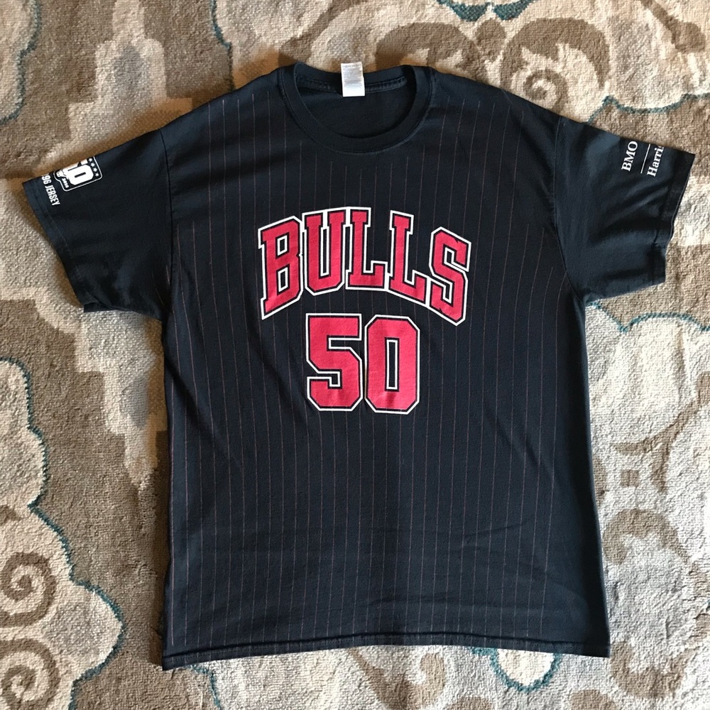 Chicago Bulls 50th Ann. t-shirt large